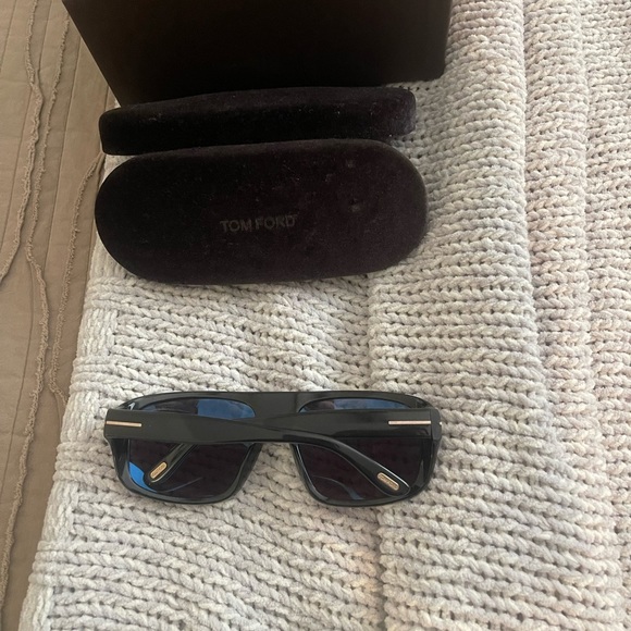Tom ford sunglasses - Picture 1 of 5